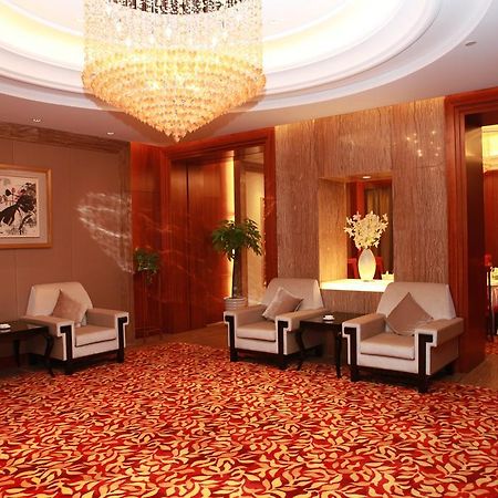 Merryland Traders Hotel Changshu Dış mekan fotoğraf