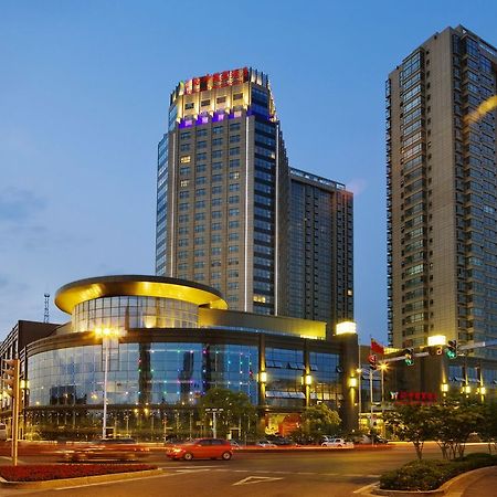 Merryland Traders Hotel Changshu Dış mekan fotoğraf