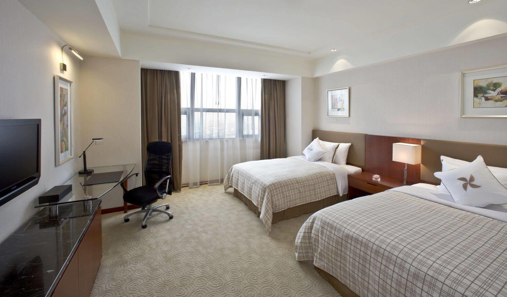 Merryland Traders Hotel Changshu Dış mekan fotoğraf